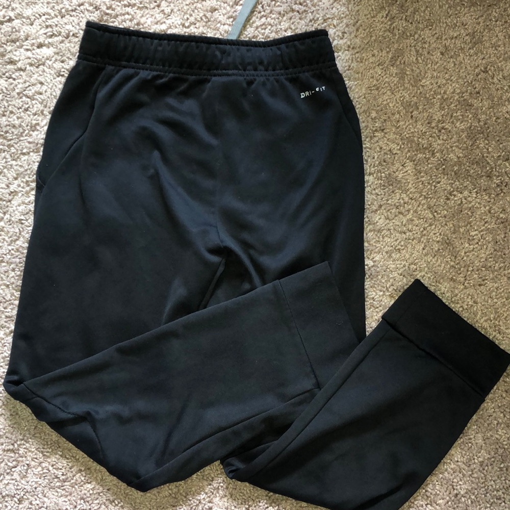 Dri-fit Nike kids Sweatpants sz M